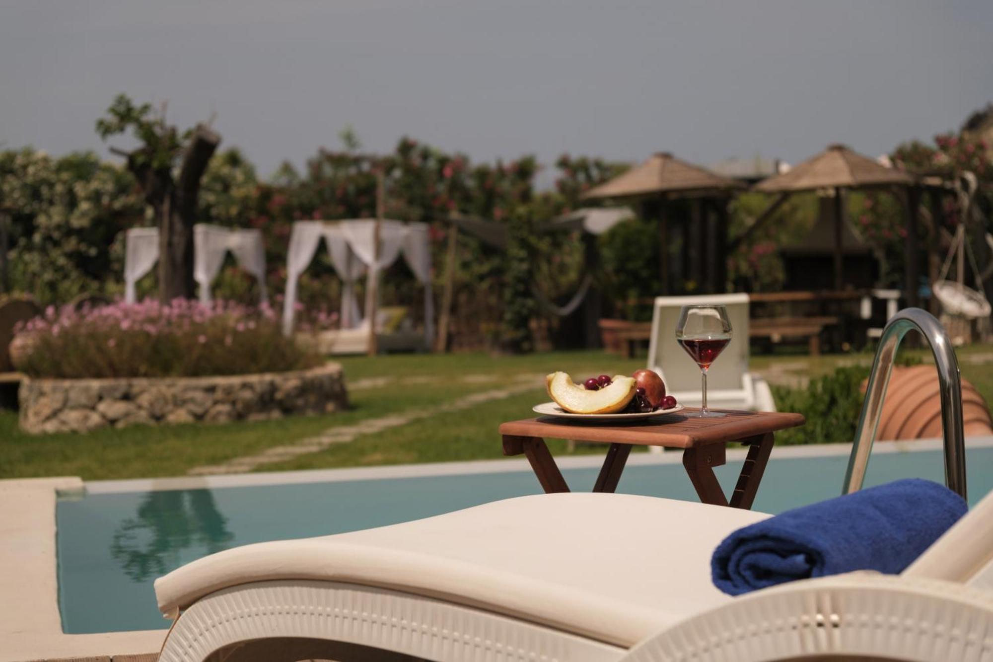 Margarita'S Luxury Suites 阿吉欧史芬尼 外观 照片