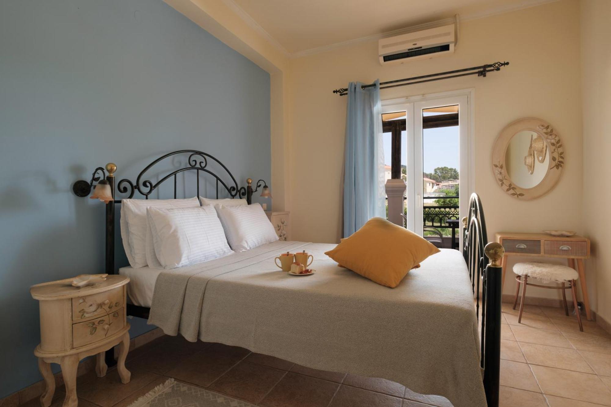 Margarita'S Luxury Suites 阿吉欧史芬尼 外观 照片
