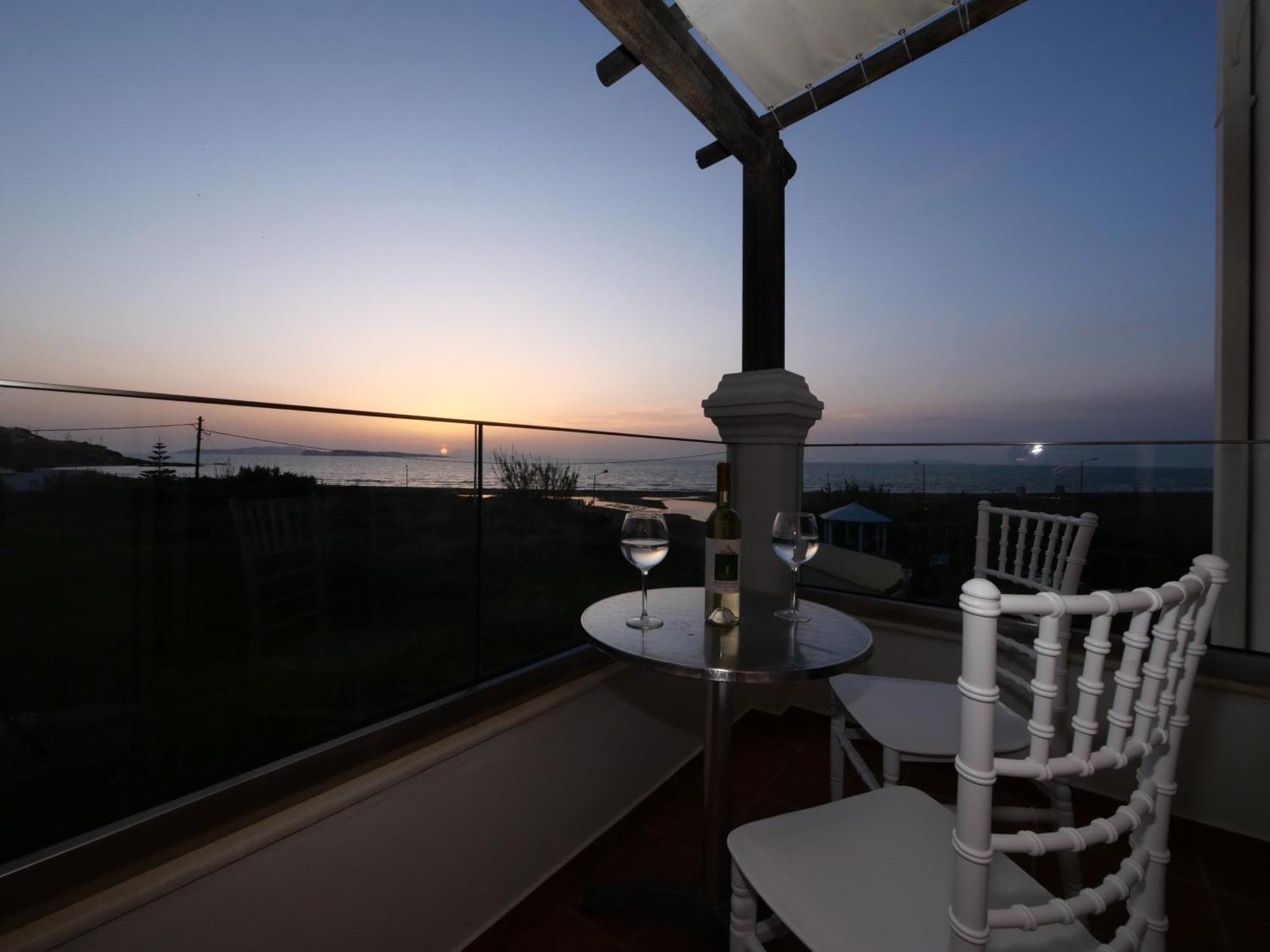 Margarita'S Luxury Suites 阿吉欧史芬尼 外观 照片