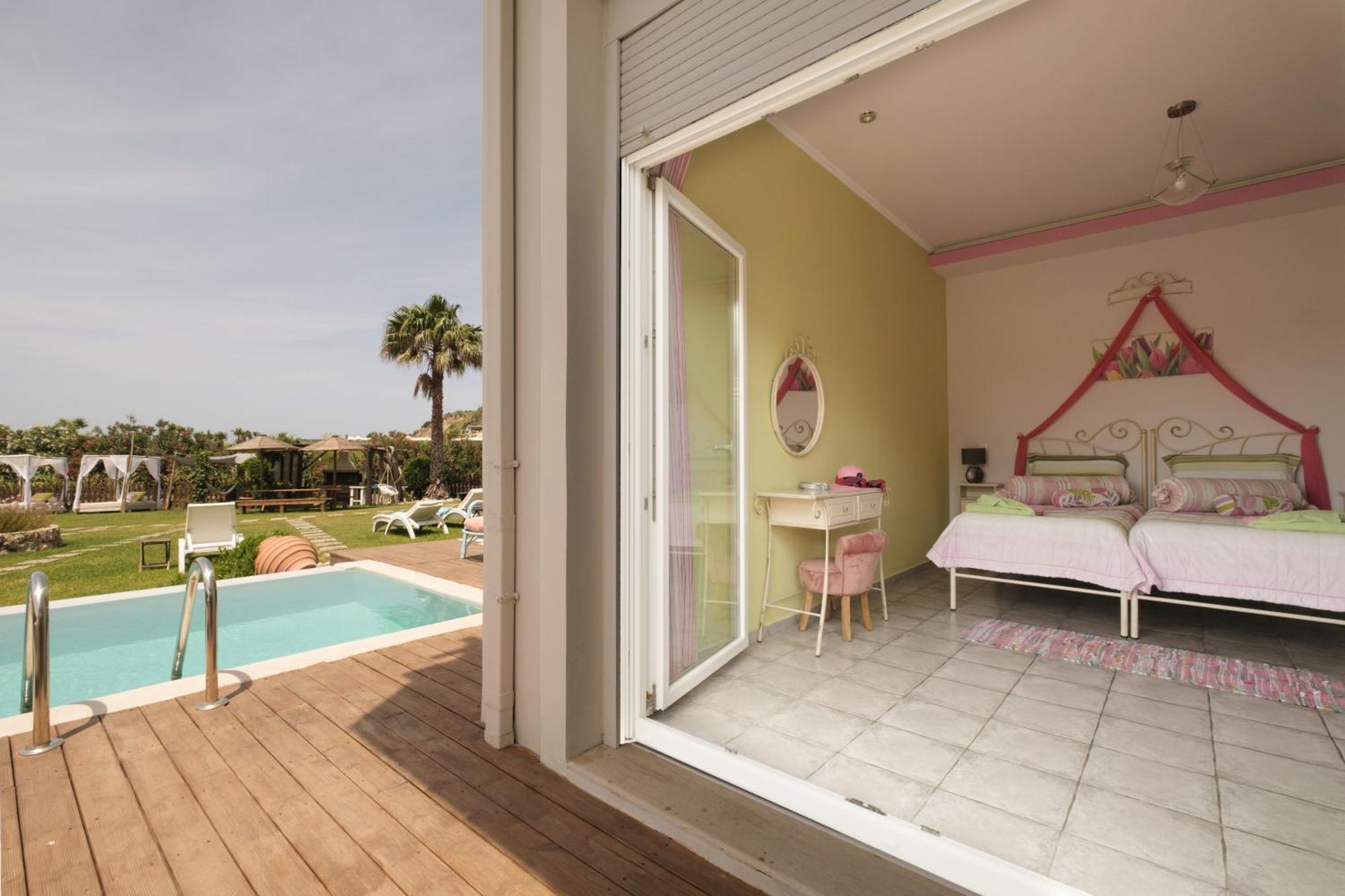Margarita'S Luxury Suites 阿吉欧史芬尼 外观 照片