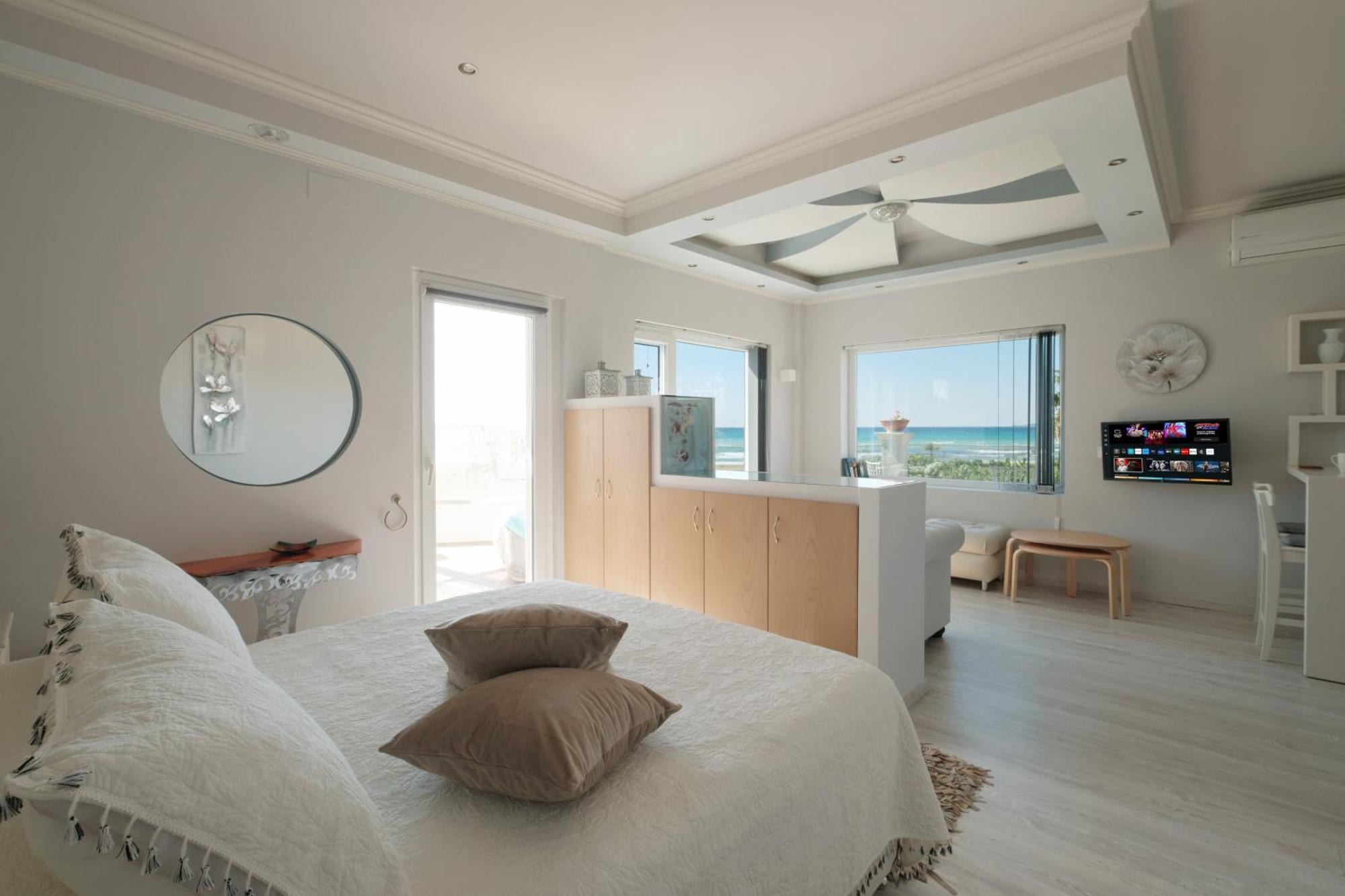 Margarita'S Luxury Suites 阿吉欧史芬尼 外观 照片